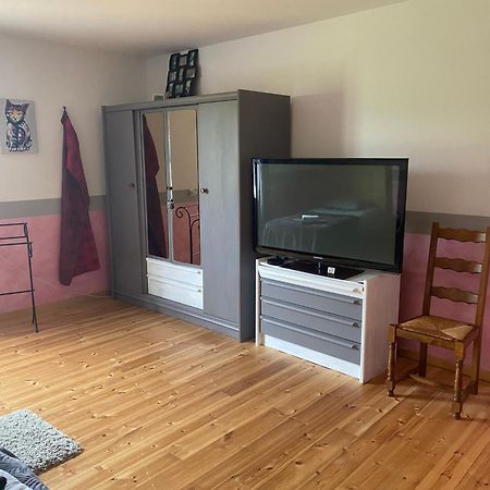 Chez Celine En Campagne Apartment Mazerny Екстериор снимка
