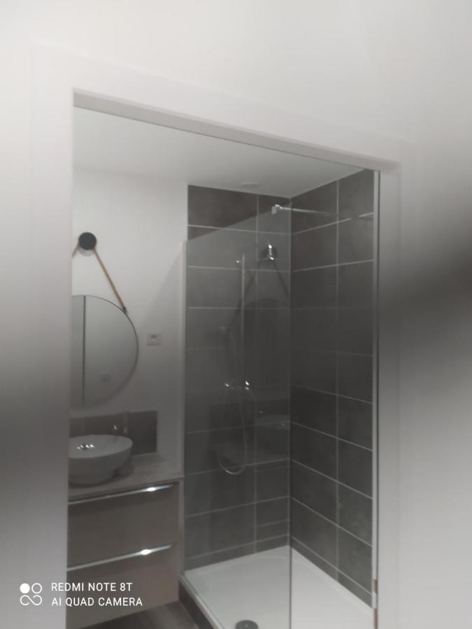 Chez Celine En Campagne Apartment Mazerny Екстериор снимка