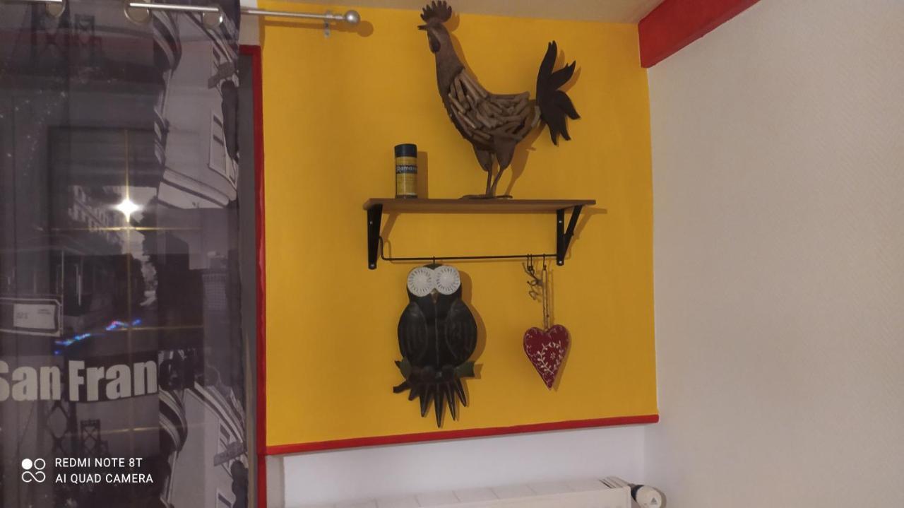 Chez Celine En Campagne Apartment Mazerny Екстериор снимка