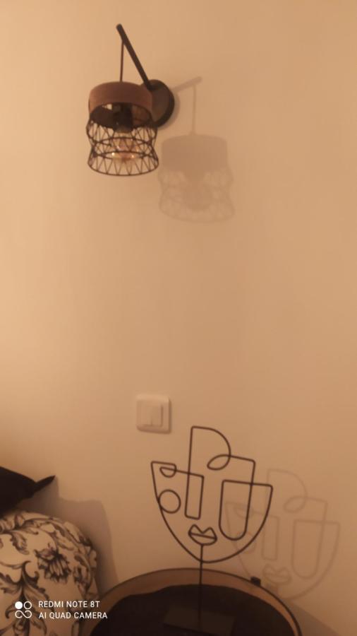 Chez Celine En Campagne Apartment Mazerny Екстериор снимка