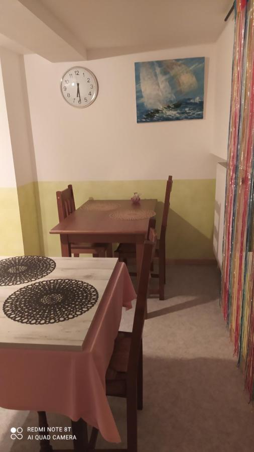 Chez Celine En Campagne Apartment Mazerny Екстериор снимка