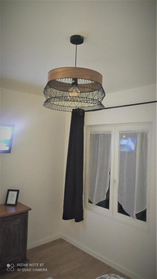Chez Celine En Campagne Apartment Mazerny Екстериор снимка