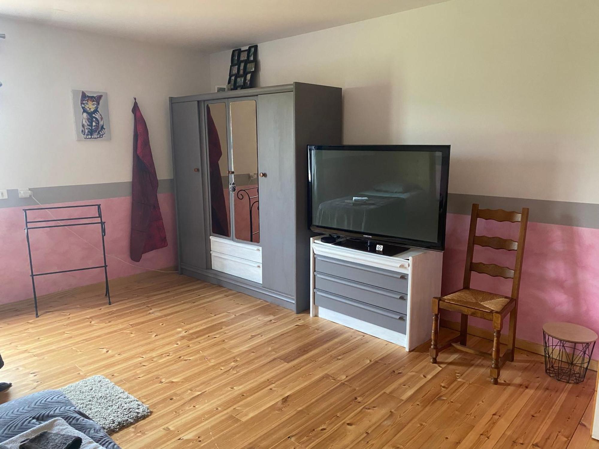 Chez Celine En Campagne Apartment Mazerny Екстериор снимка